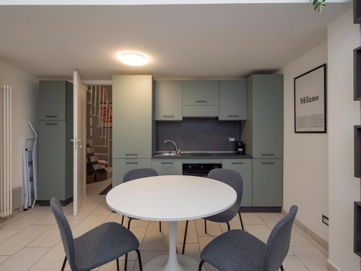 Ihost Apartment - Romilli 17A Milano Exteriör bild