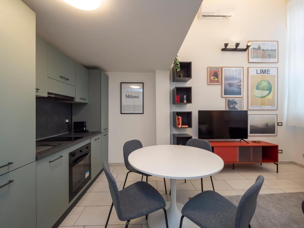 Ihost Apartment - Romilli 17A Milano Exteriör bild